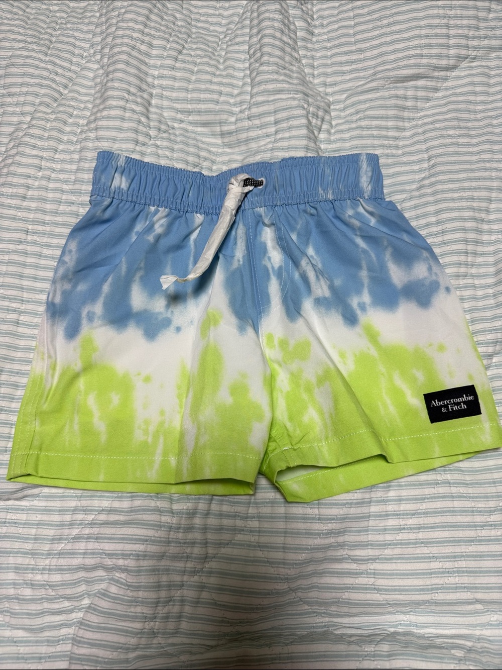 Abercrombie kids Blue White Green Tie-Dye Swim Trunks 5/6 NWT